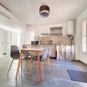Maison la tuilerie 1-4 personnes , Châteaurenard France
